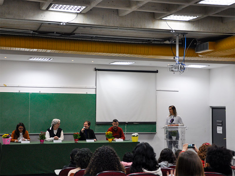 meninas aspirantes a vagas no ensino superior participam do ufabc para min s thumb social