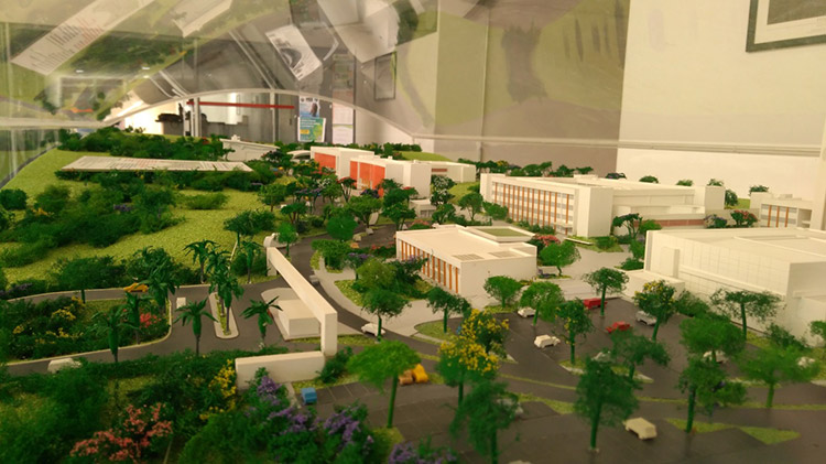 Vista da maquete do Campus São Bernardo do Campo, contemplando os blocos que já possuem projetos desenvolvidos